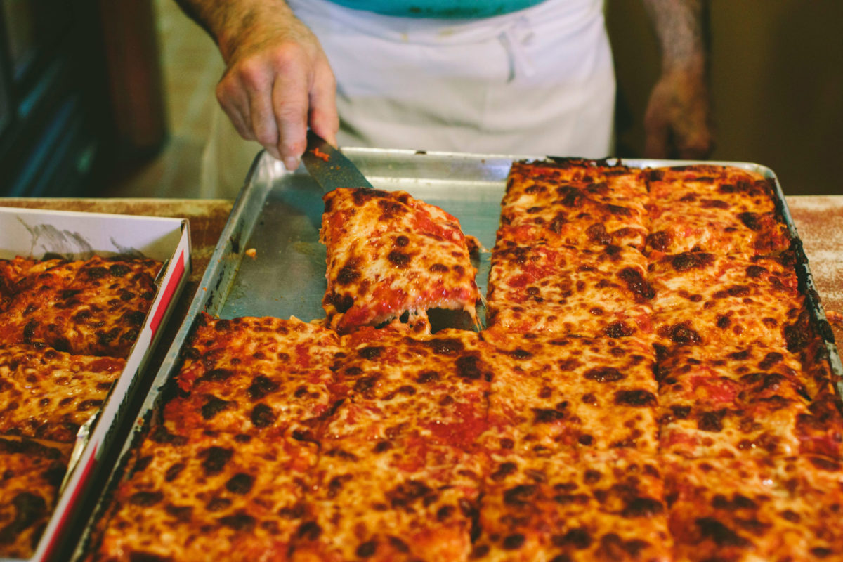 Cheese pizza from Galleria Umberto