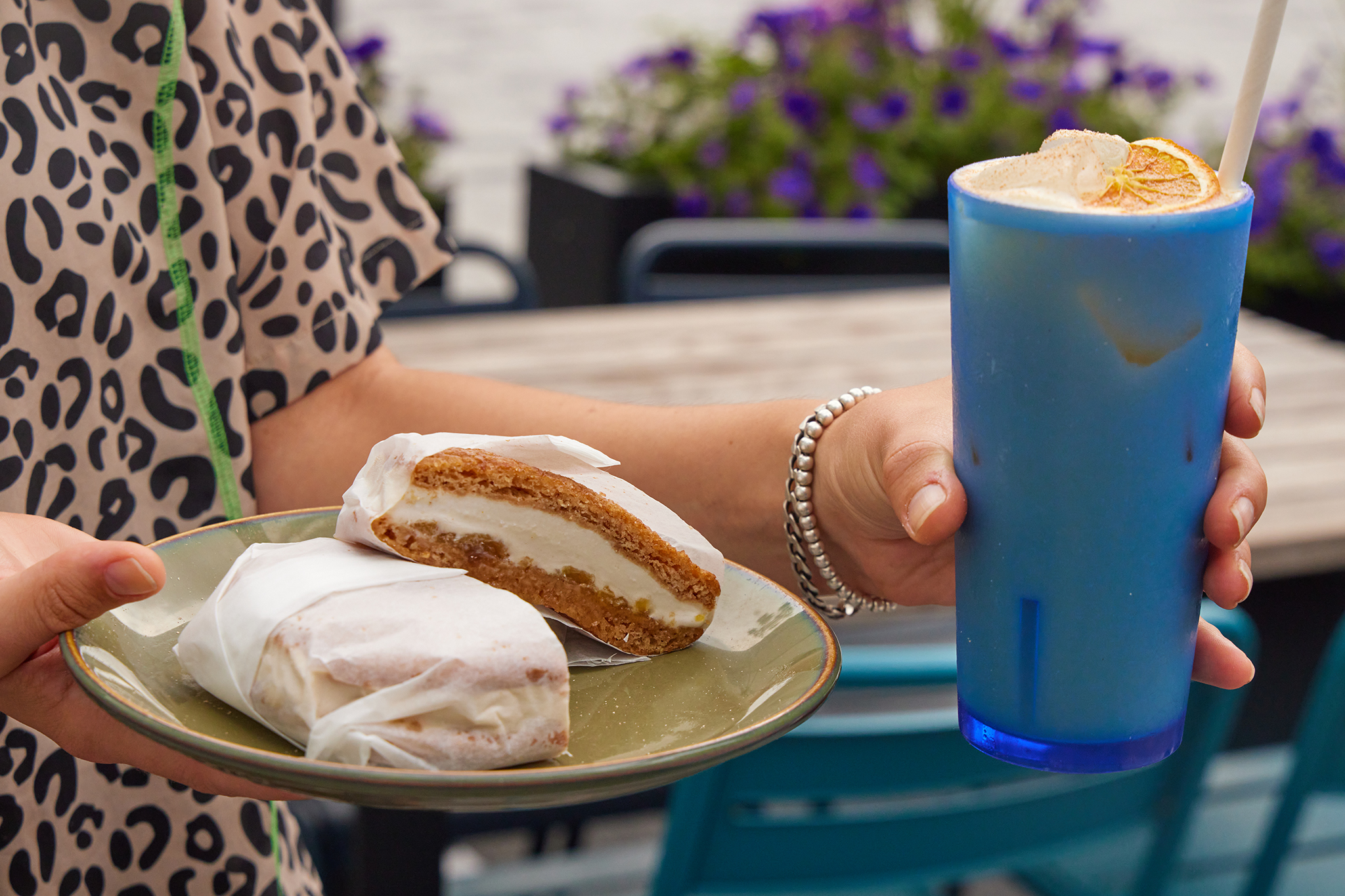 Can’tMiss Dish Frozen Painkiller Ice Cream Sandwich at State Park