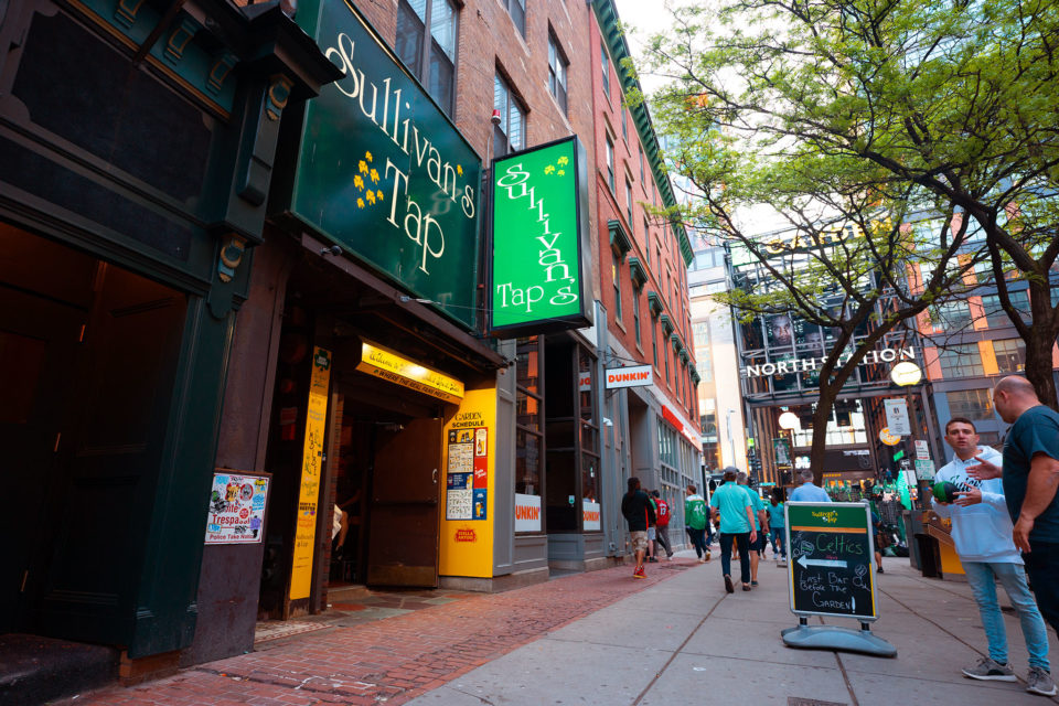 Where To Find The Best Sports Bars In Boston The Food Lens best-sports-bars-in-nyc
